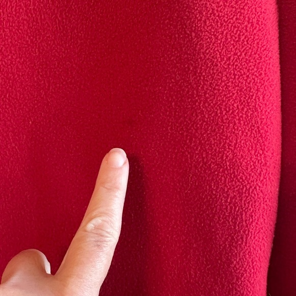 L.L.Bean Red & White Festive Winter Pattern Trim Fleece Cozy Holiday Jacket Sz M - Picture 7 of 11